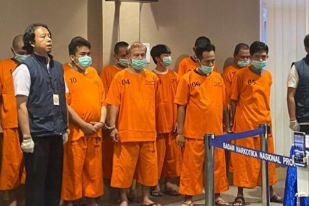 Sebulan, BNN Jatim Amankan 11 Kg Sabu dan 372 Ekstasi Foto BeritaJatim.com