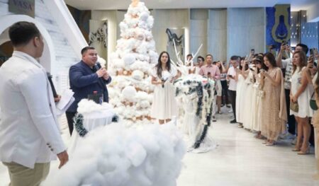 Vasa Hotel Surabaya Hadirkan Nuansa Salju dan Sajian Istimewa Sambut Natal Foto BeritaJatim.com