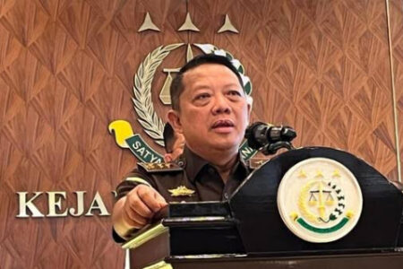Kejaksaan Agung Periksa Istri Edward Tannur untuk Tersangka Zarof Ricar Foto BeritaJatim.com