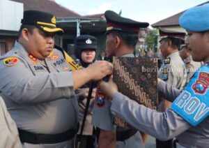 Enam Pejabat di Polres Pamekasan Dimutasi Foto BeritaJatim.com