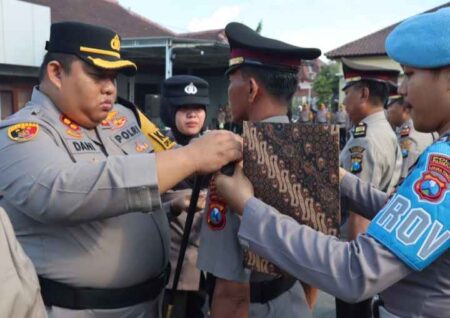 Enam Pejabat di Polres Pamekasan Dimutasi Foto BeritaJatim.com