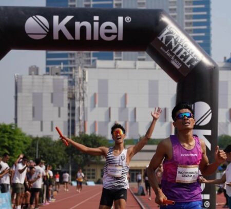Tumbuhkan Semangat Berolahraga, Kniel dan Jackson Active Kolab Bikin Lomba Relay