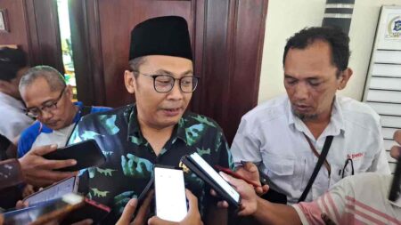 Tak Hadir Hearing, DPRD Surabaya Desak Pemkot Segel Paradise dan Ambyar Club Foto BeritaJatim.com