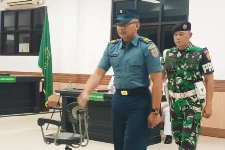 Sidang KDRT, Raditya Bagus Akui Lakukan Kekerasan Terhadap Istri dan Anak Tiri Foto BeritaJatim.com