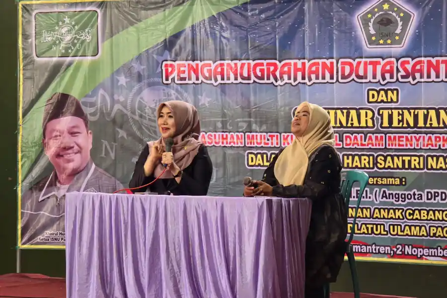 Lia Istifhama Ajak Santri Lamongan Bijak Sikapi Arus Perkembangan Digital Foto BeritaJatim.com