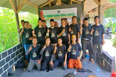 Alumni Pergerakan UIN KHAS Jember Dukung Paslon RAHMAD di Pilbup Bondowoso Foto BeritaJatim.com