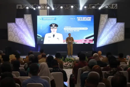 Pj. Wali Kota Malang Minta Ketua RW Kawal Kondusivitas Pilwali Foto BeritaJatim.com