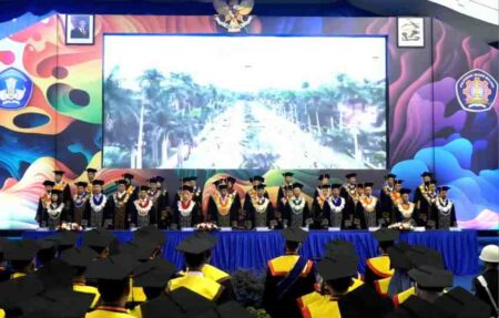 Polinema Kukuhkan 862 Wisudawan pada Periode IV Tahun 2024 Foto BeritaJatim.com
