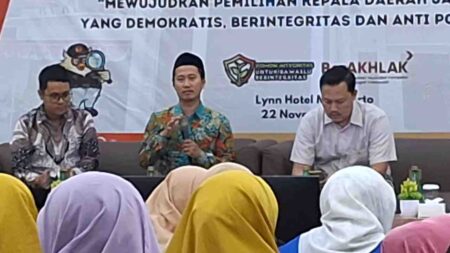 Bawaslu Jatim Ingatkan Masyarakat Tak Tergiur Politik Uang Foto BeritaJatim.com