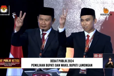 Akademisi Unisla Nilai Yes-Dirham Unggul di Debat Pilbup Lamongan 2024 Foto BeritaJatim.com