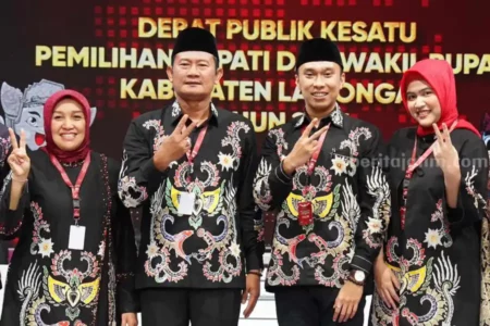 Militansi Pendukung Pak Yes dan Tugas Sejarah Lamongan Foto BeritaJatim.com