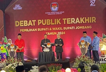 Atasi TBC di Jombang, Warsubi-Salman Alokasikan Dana Promotif dan Preventif Lebih Besar Foto BeritaJatim.com