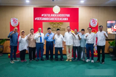 Dr. Martadi, M.Sn. Resmi Jabat Wakil Rektor UNESA Surabaya Foto BeritaJatim.com