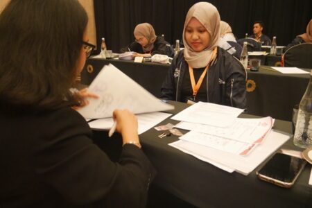 Gandeng MSI, Bank Indonesia Bekali GenBI Jabar Sertifikasi BNSP Foto BeritaJatim.com