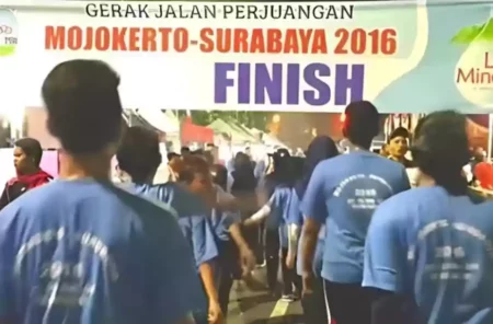 Gerak Jalan Mojokerto-Surabaya 2024: Ini Jadwal, Syarat, dan Cara Daftarnya Foto BeritaJatim.com