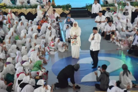 Emil: Kita Doakan Bu Khofifah Dapat Amanat Kembali Memimpin Jatim Foto BeritaJatim.com