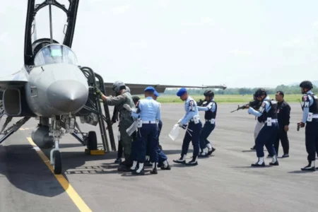 Lanud Iswahjudi Tindak Tegas Pesawat Asing Langgar Wilayah Udara Indonesia Foto BeritaJatim.com