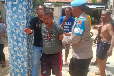 Gasak Tabung Gas, Maling di Tuban Babak Belur Diamuk Massa Foto BeritaJatim.com