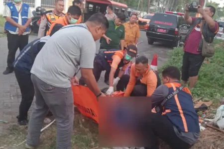 Maling di Manyar Sabrangan Surabaya Meninggal Dikeroyok Warga foto beritajatim