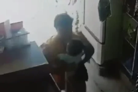 Penculikan Anak Umur 2 Tahun di Blitar Terekam CCTV Foto BeritaJatim.com