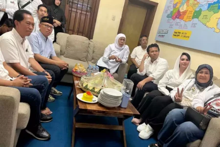 Khofifah-Emil Menang Tebal Versi QC, Ini Harapan Senator Jatim Foto BeritaJatim.com