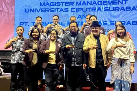 Terminal Petikemas Surabaya dan UC Kerja Sama Strategis Pengembangan Sektor Logistik foto beritajatim