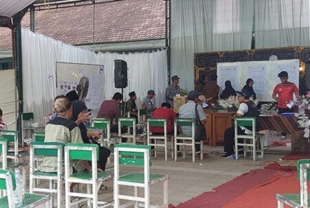 Mundjidah-Sumrambah Dapat 0 Suara di TPS Khusus Ponpes Baabussalam Jombang Foto BeritaJatim.com