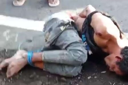 Sempat Kabur, Warga Purwosari Amankan dan ‘Poles’ Pelaku Curanmor Foto BeritaJatim.com