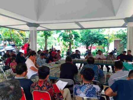 Pendirian RHU di Kalijudan Surabaya Diprotes Warga Foto BeritaJatim.com