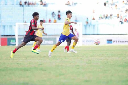 Gresik United Keok 3-1 di Kandang Persipura Foto BeritaJatim.com