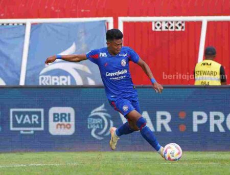Arema FC Ditantang PSBS Biak, Dapatkan Link Live Streaming-nya di Sini Foto BeritaJatim.com