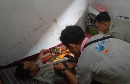 Banjir Terpa Tiga Desa, Pemkab Jember Tangani 41 Balita dan 66 Lansia Foto BeritaJatim.com