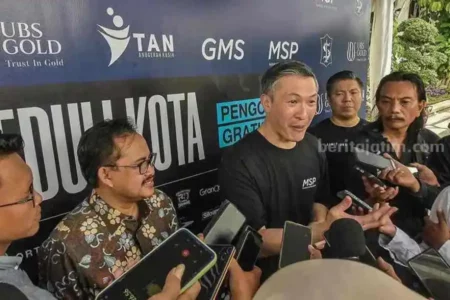 Pemkot Surabaya dan Mawar Sharon Peduli Gelar Pengobatan Gratis Menyambut Natal Foto BeritaJatim.com