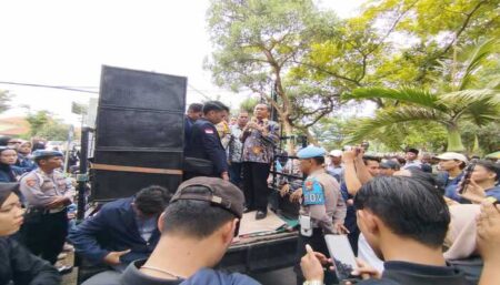 Rektor UTM Turun Jalan, Perjuangkan Keadilan Mahasiswi yang Meninggal Dibakar Foto BeritaJatim.com