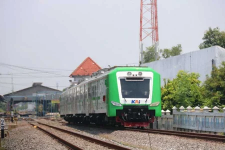 KA BIAS Rute Madiun – Bandara Adi Soemarmo Ditambah 3 Perjalanan Foto BeritaJatim.com