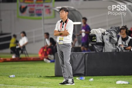 Piala AFF 2024: Shin Tae-yong Kritik Marselino Usai Timnas Indonesia Ditahan Imbang Laos Foto BeritaJatim.com