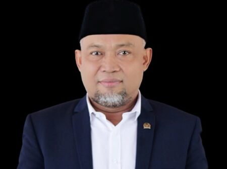 Libur Nataru, Anggota DPR Minta Pemerintah Antisipasi Lonjakan Kendaraan dan Cuaca Ekstrem Foto BeritaJatim.com