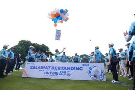 HUT BRI Ke-129, BRI RO Surabaya Gelar Turnamen Golf Foto BeritaJatim.com