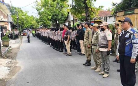 300 Personel Gabungan Siap Amankan Rekapitulasi Pilkada Pamekasan Foto BeritaJatim.com