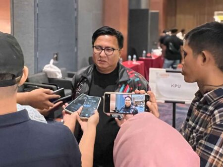 Tim Eri-Armuji Puas Raih Hasil Unggul Pilwalkot Surabaya, Tetap Lakukan Perbaikan Foto BeritaJatim.com