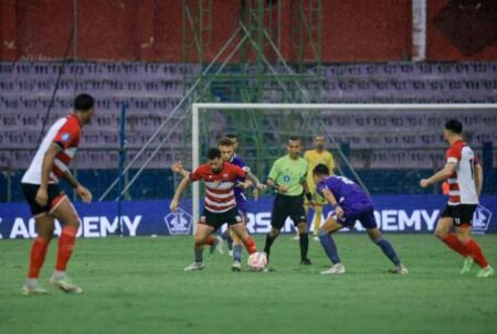 Gagal Dulang Poin Lagi, Madura United Berpotensi Huni Dasar Klasemen Foto BeritaJatim.com