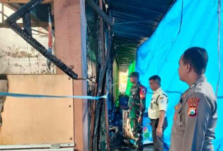 Kebakaran Kios, RSUD Smart Pamekasan Pastikan Tidak Ada Korban Jiwa Foto BeritaJatim.com
