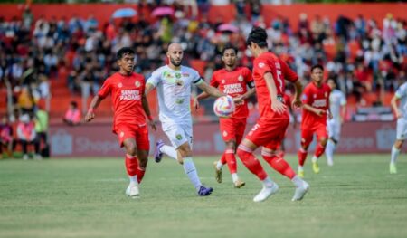 Link Live Streaming PSS dan Persebaya, Pemuncak Klasemen Versus Papan Bawah Foto BeritaJatim.com