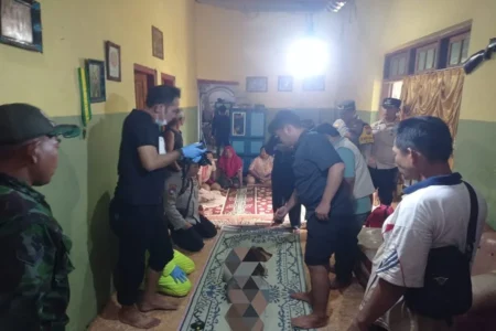 Tragedi Banjir Ponorogo: Dua Warga Desa Jabung Meninggal Terseret Arus Foto BeritaJatim.com