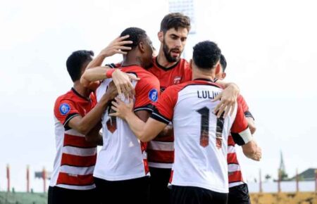 Malut United Vs Madura United Tak Disiarkan Televisi, Simak Link Live Streaming-nya di Sini Foto BeritaJatim.com