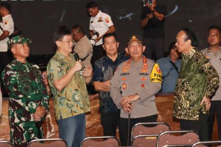 Akan Dipenuhi 30 Ribu Jemaat, Kapolri Tinjau Kesiapan Gereja Bethany Surabaya Foto BeritaJatim.com