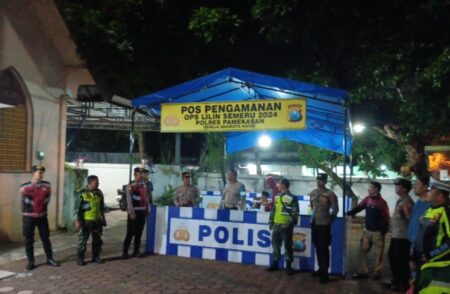 TNI-Polri Gelar Patroli Bersama Pastikan Kamtibmas di Pamekasan Foto BeritaJatim.com