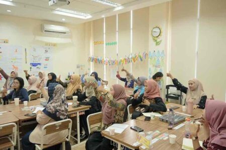 Ketika Para Guru di Surabaya Dapat Pelatihan Gratis dari Sampoerna Academy Foto BeritaJatim.com