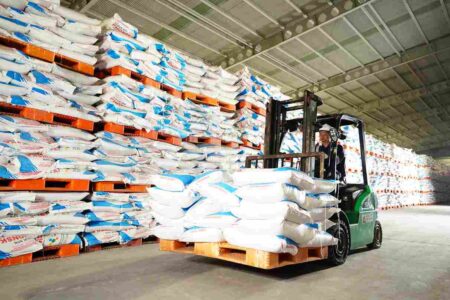 Jelang Akhir Tahun, Petrokimia Gresik Siapkan Stok 316.334 Ton Pupuk Subsidi Foto BeritaJatim.com