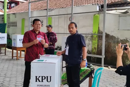 Kalah Pilwali Blitar, Bambang-Bayu Ajukan Gugatan ke MK Foto BeritaJatim.com